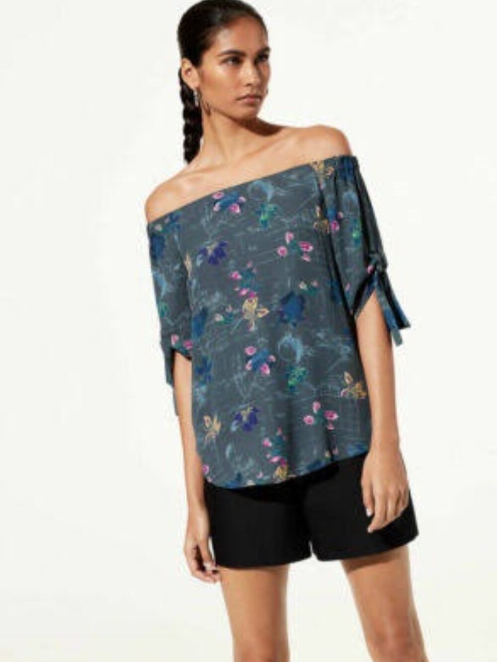 Aritzia Babaton Malik off Shoulder  Floral blouse size Large